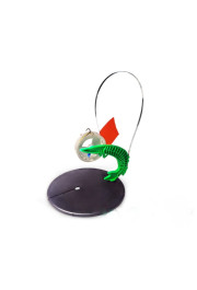 Ziemas ūda līdakas dizaina formā aprīkota.